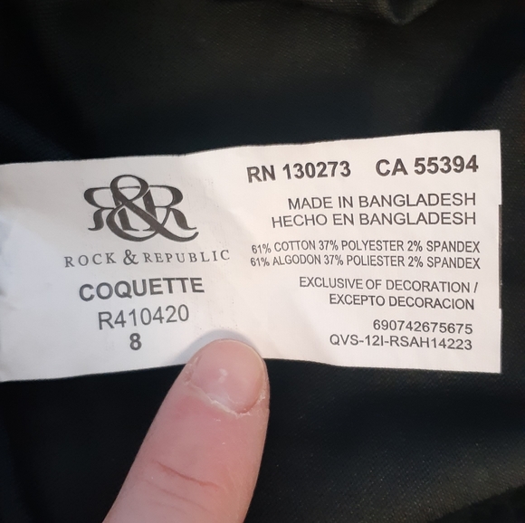 Black snakeskin print Rock & Republic skater-style skirt. Size 8. - Picture 3 of 4